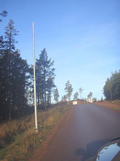 montering av lyktstolpar påborjats.JPG - montering av lyktstolpar påbörjats över hela området